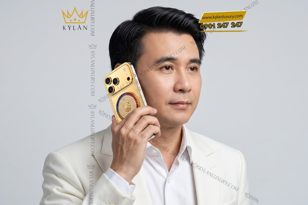 Kỳ Lân Luxury Dien thoai iPhone 17 Pro Max custom vang dinh kim cuong va da quy 9 1 Điện thoại iPhone 17 Pro Max custom vàng đính kim cương và đá quý