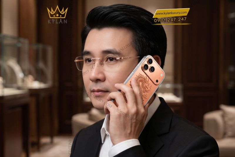Điện thoại iPhone 17 Pro Max custom vàng hồng họa tiết rồng