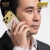 Điện thoại iPhone 17 Pro Max vàng Au750 bọc da cá sấu