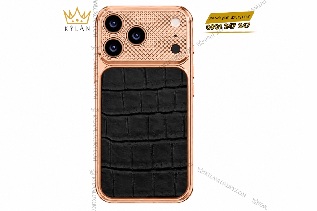 Kỳ Lân Luxury Dien thoai iPhone 17 Pro Max vang hong Au750 boc da ca sau 1 Điện thoại iPhone 17 Pro Max vàng hồng Au750 bọc da cá sấu