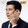 iphone-17-pro-max-vang-hong-nguyen-khoi-vuong-mien-ky-lan Điện thoại iPhone 17 Pro Max vàng hồng nguyên khối họa tiết logo vương miện Kỳ Lân
