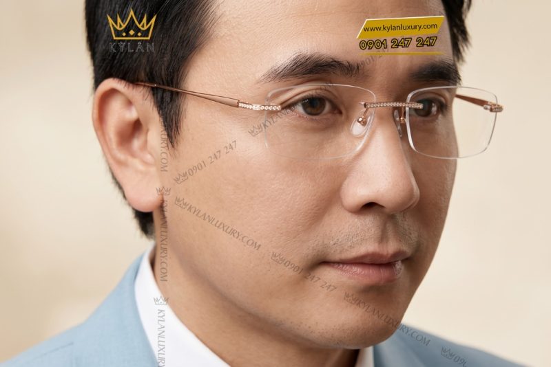 Mắt kính vàng hồng Au750 đính kim cương