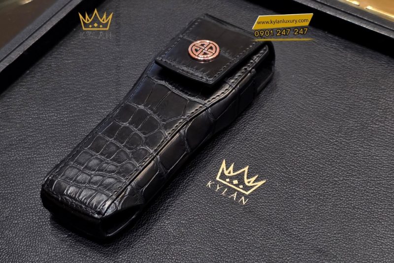 Bao da điện thoại XOR logo da cá đen