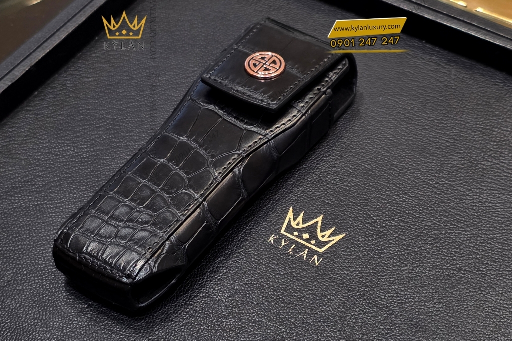 Bao da điện thoại XOR logo da cá đen 5 Kỳ Lân Luxury bao da dien thoai xor da ca den logo 6 Bao da điện thoại XOR logo da cá đen