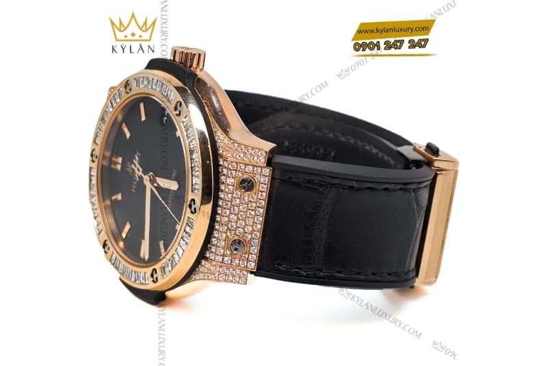 Đồng hồ Hublot Classic Fusion King Gold custom kim cương 38mm