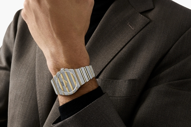 Piaget Polo 79 và nghệ thuật tạo nên thiết kế liền mạch 7 Tinh thần thiết kế liền mạch từ năm 1979 vẫn được duy trì trên Polo 79 hiện đại.
