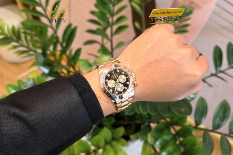 Đồng hồ Rolex Cosmograph Daytona mặt đen cọc số kim cương 126505-0002
