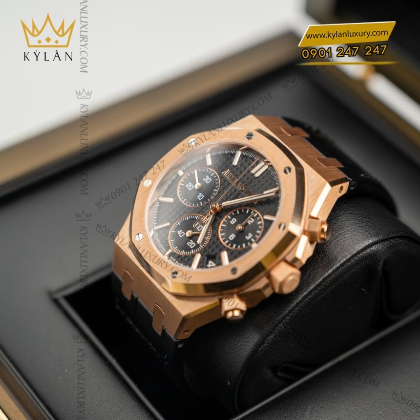 Kỳ Lân Luxury royal oak chronograph mat den day da 26240or 2 Đồng hồ Royal Oak Chronograph mặt đen dây da 26240OR