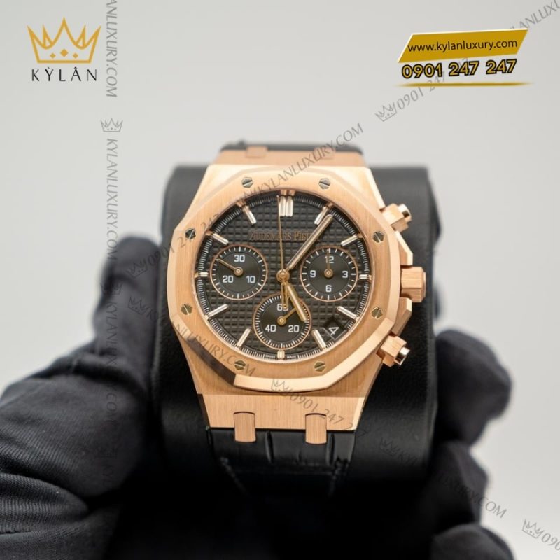 Đồng hồ Royal Oak Chronograph mặt đen dây da 26240OR