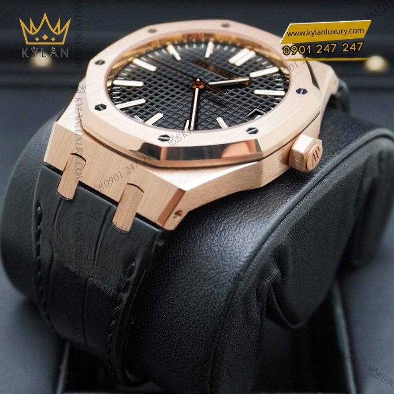 Đồng hồ Royal Oak Selfwinding mặt số đen dây da 15510OR