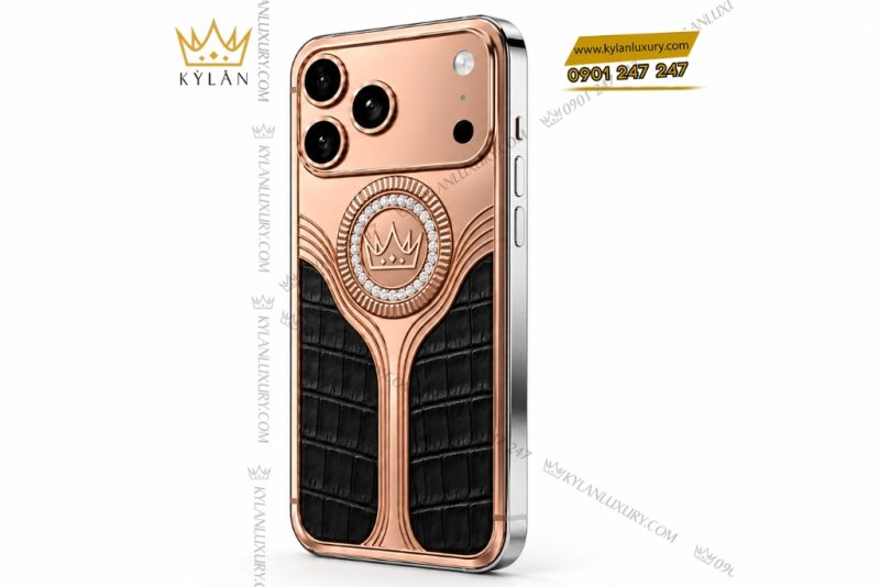 Điện thoại iPhone 17 Pro Max vàng hồng Au750 bọc da cá sấu đính kim cương