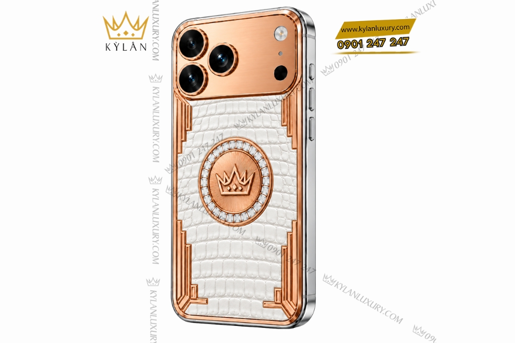 Điện thoại iPhone 18 Pro Max custom vàng hồng Au750 đính kim cương và da cá sấu