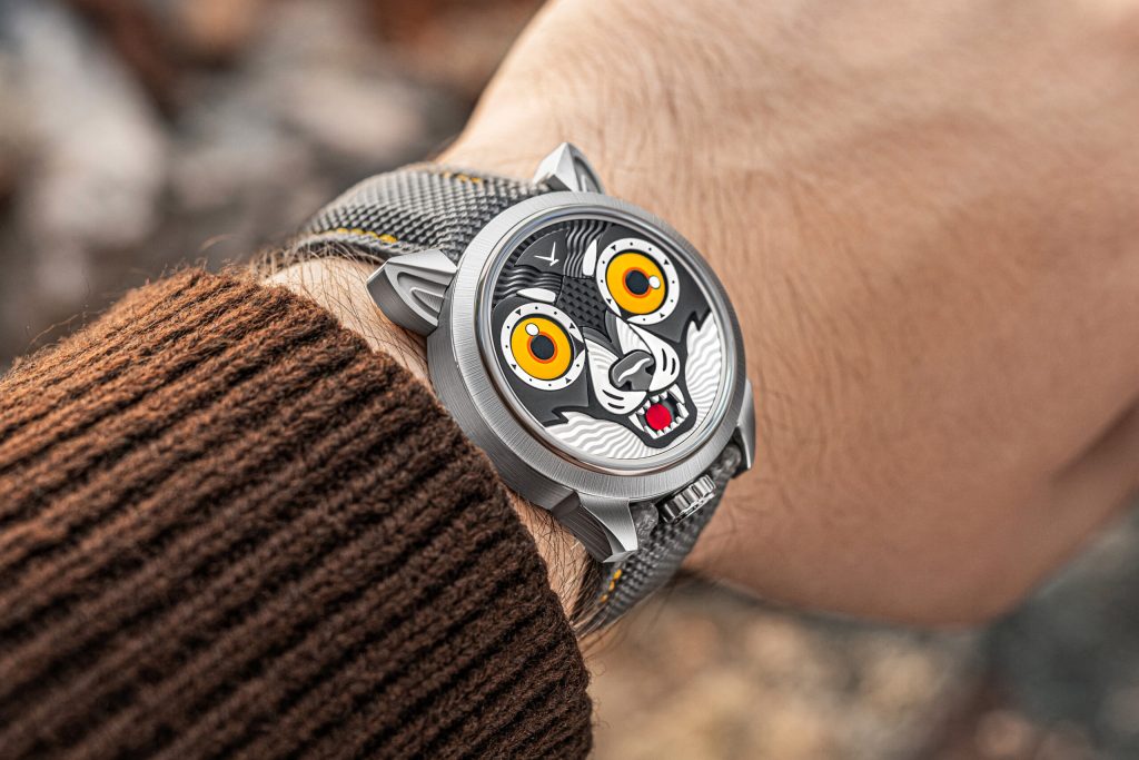 Kỳ Lân Luxury Dong ho Konstantin Chaykin Wristmon Wolf2 Đồng hồ Konstantin Chaykin Wristmon Wolf