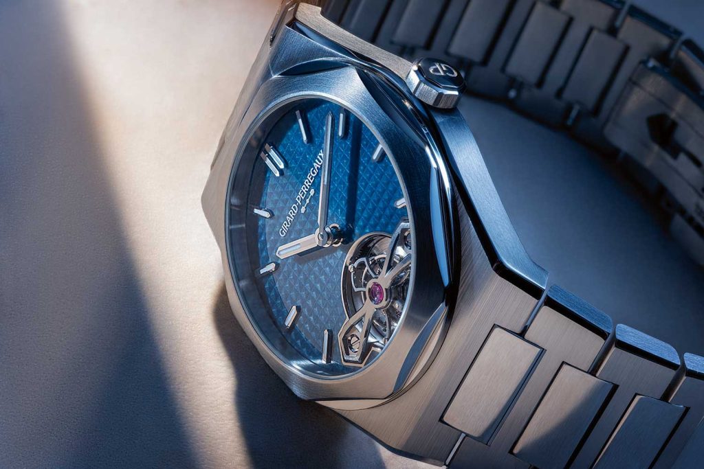 Đồng hồ Girard-Perregaux Laureato Fifty Tourbillon 3 Kỳ Lân Luxury Girard Perregaux Laureato Fifty Tourbillon2 Đồng hồ Girard-Perregaux Laureato Fifty Tourbillon
