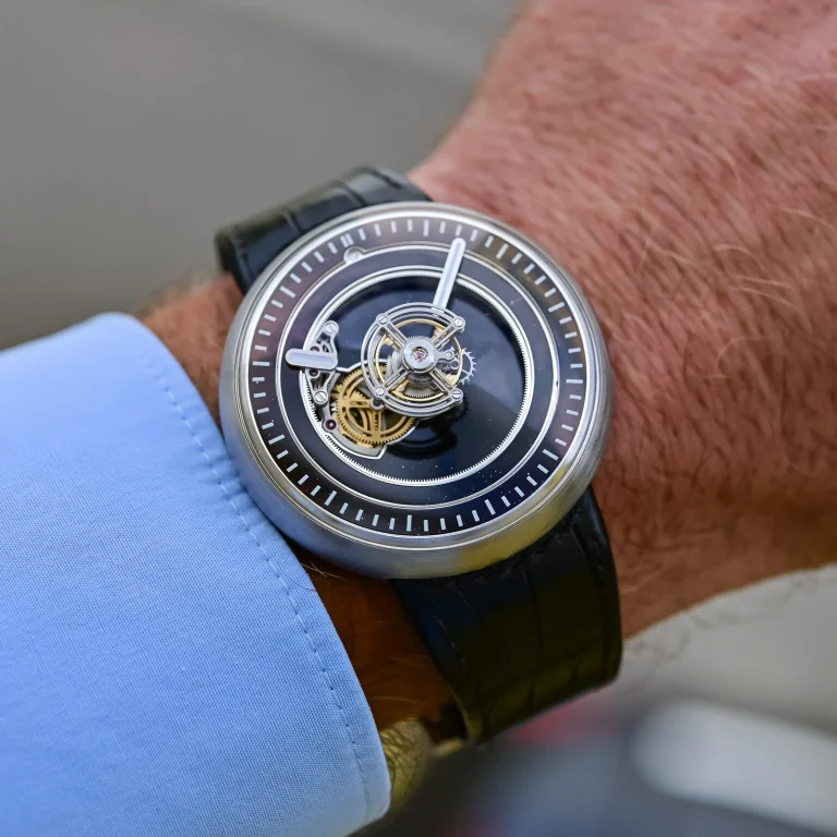 Kỳ Lân Luxury Marco Tedeschi Central Floating Tourbillon Titanium Black Aventurine1 Đồng hồ Marco Tedeschi Central Floating Tourbillon Titanium