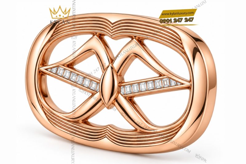 Mặt thắt lưng vàng hồng Au750 đính kim cương họa tiết cánh bướm