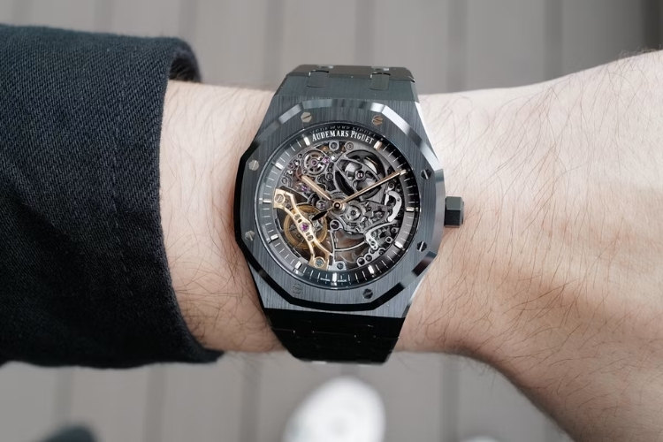 Kỳ Lân Luxury ceramic den va trang cua audemars piguet 4 Ceramic đen và ceramic trắng trên Audemars Piguet khác nhau thế nào?