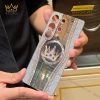 Mặt lưng Samsung Galaxy S26 vàng khối đính kim cương tròn và baguette