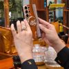 Mặt lưng Samsung Galaxy S26 vàng khối đính kim cương tròn và baguette