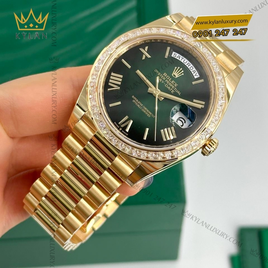 Kỳ Lân Luxury rolex day date 40 xanh ombre vanh kim 10 Đồng hồ Rolex Day Date 40 xanh ombre vành kim vuông 228398TBR-0042