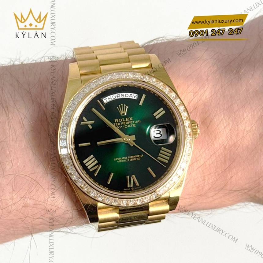 Kỳ Lân Luxury rolex day date 40 xanh ombre vanh kim 6 Đồng hồ Rolex Day Date 40 xanh ombre vành kim vuông 228398TBR-0042