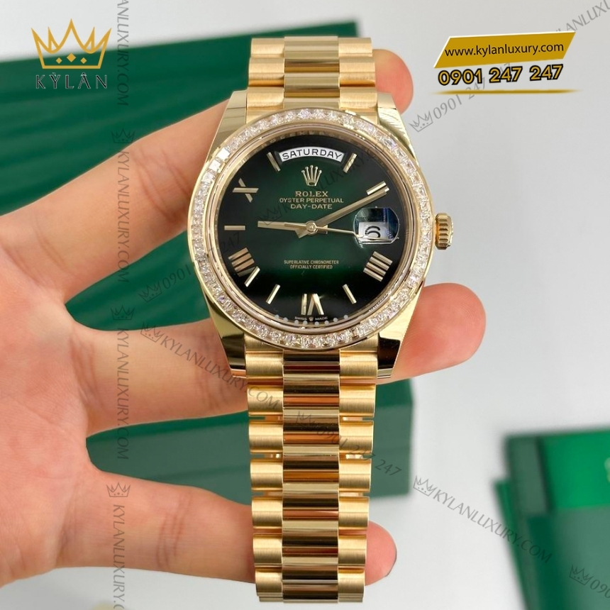 Kỳ Lân Luxury rolex day date 40 xanh ombre vanh kim 8 Đồng hồ Rolex Day Date 40 xanh ombre vành kim vuông 228398TBR-0042
