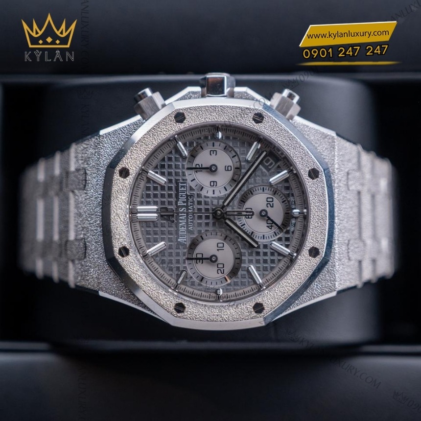 Kỳ Lân Luxury royal oak frosted gold chronograph 26239bc 5 Đồng hồ Royal Oak Frosted Gold Chronograph 41mm 26239BC