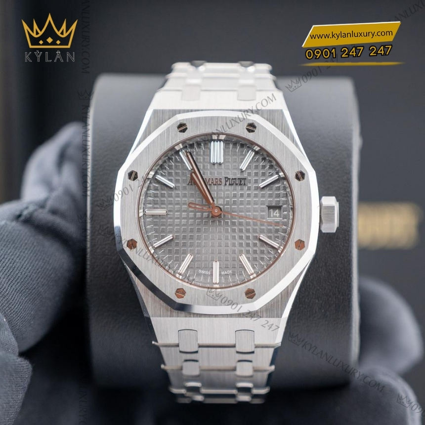 Kỳ Lân Luxury royal oak thep mat so xam 37mm 15550st 4 Đồng hồ Royal Oak thép mặt số xám 37mm 15550ST
