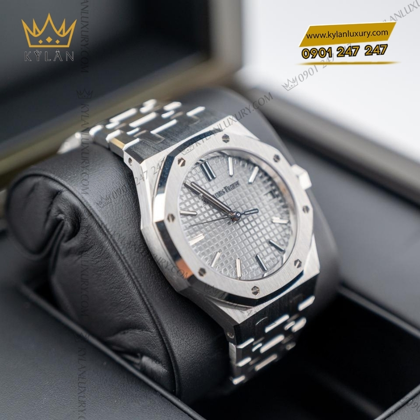 Kỳ Lân Luxury royal oak thep mat so xam 37mm 15550st 9 Đồng hồ Royal Oak thép mặt số xám 37mm 15550ST