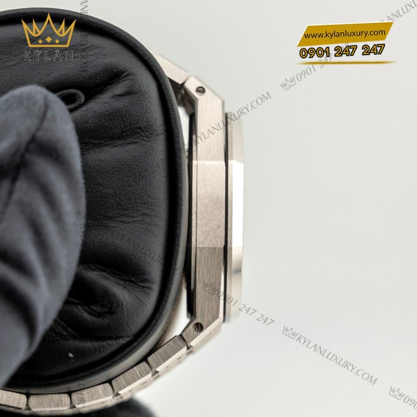 Kỳ Lân Luxury royal oak vang trang crystal sand 34m 20 Đồng hồ Royal Oak vàng trắng mặt số Crystal Sand 34mm 77450BC