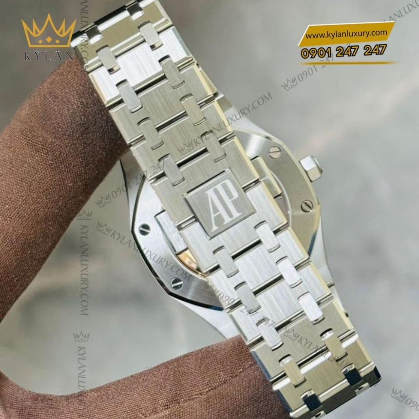 Kỳ Lân Luxury royal oak xanh nhat vanh kim 34mm 77451st 3 Đồng hồ Royal Oak mặt xanh nhạt vành kim 34mm 77451ST
