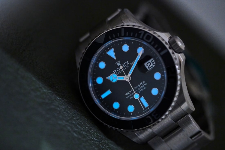 Kỳ Lân Luxury titanium rlx tren rolex yacht master 42 2 Titanium RLX trên Rolex Yacht Master 42 có gì đặc biệt?