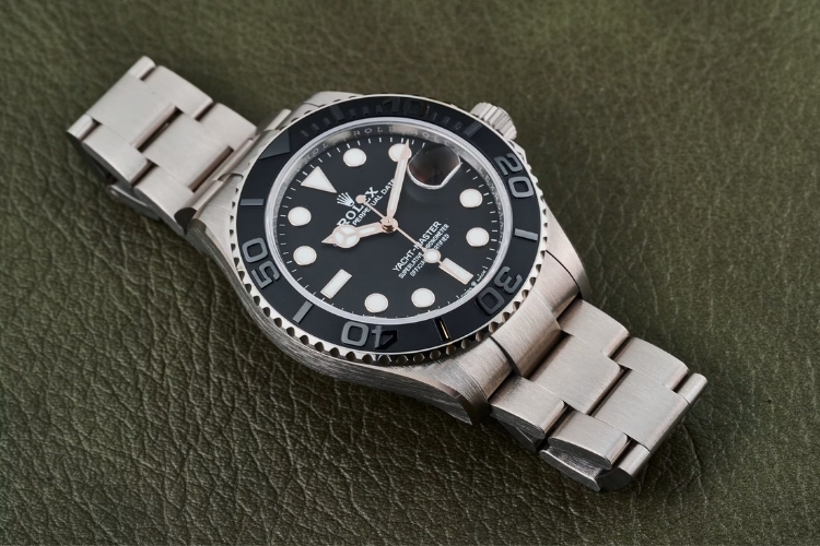 Kỳ Lân Luxury titanium rlx tren rolex yacht master 42 4 Titanium RLX trên Rolex Yacht Master 42 có gì đặc biệt?