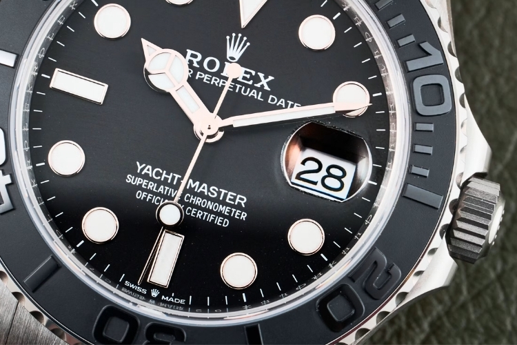 Kỳ Lân Luxury titanium rlx tren rolex yacht master 42 9 Titanium RLX trên Rolex Yacht Master 42 có gì đặc biệt?