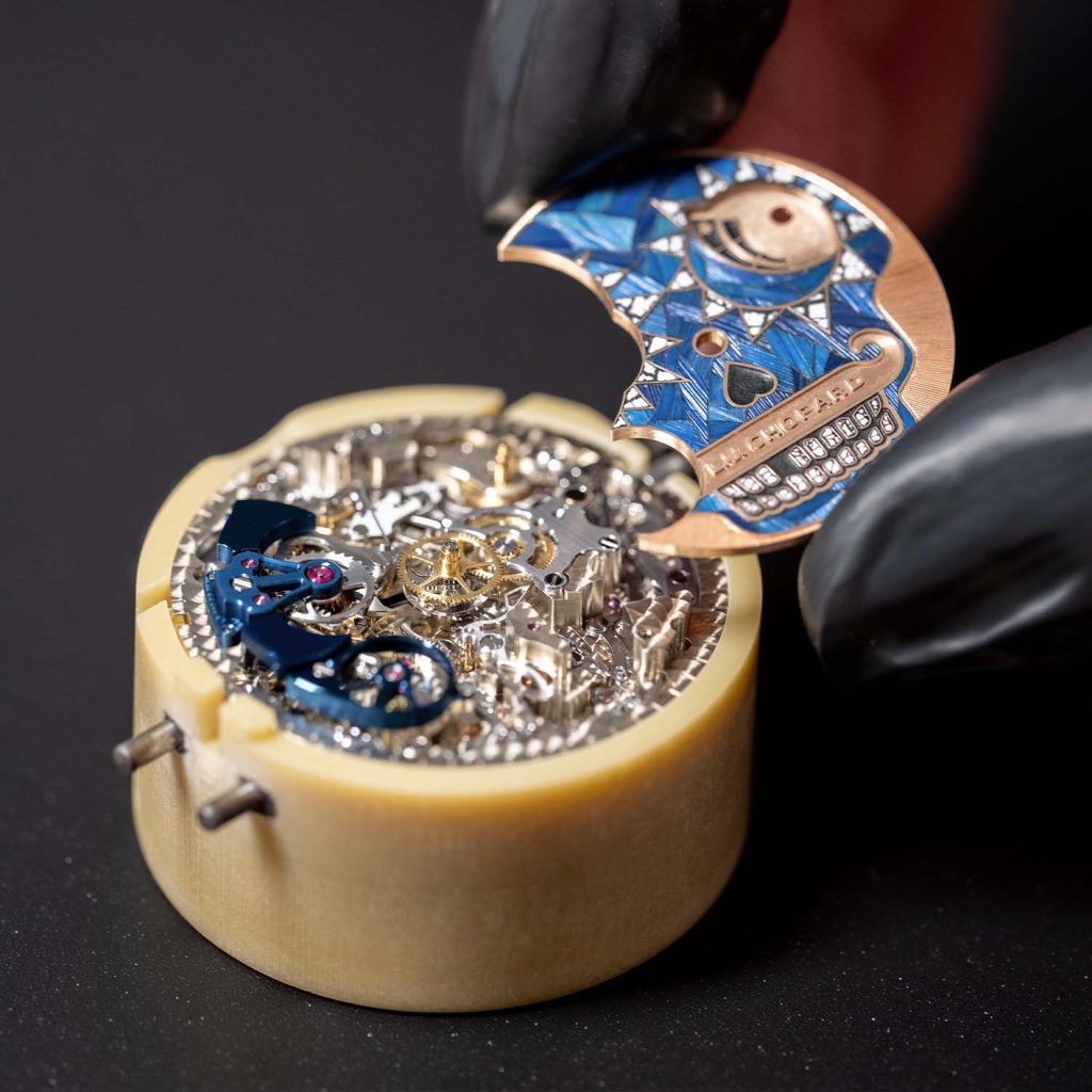 Kỳ Lân Luxury Chopard LUC Full Strike Dia de los Muertos Edition 135 Đồng hồ Chopard LUC Full Strike Día de los Muertos