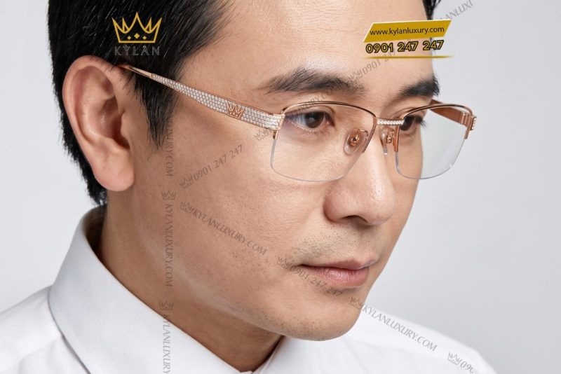 Mắt kính vàng hồng Au750 đính kim cương