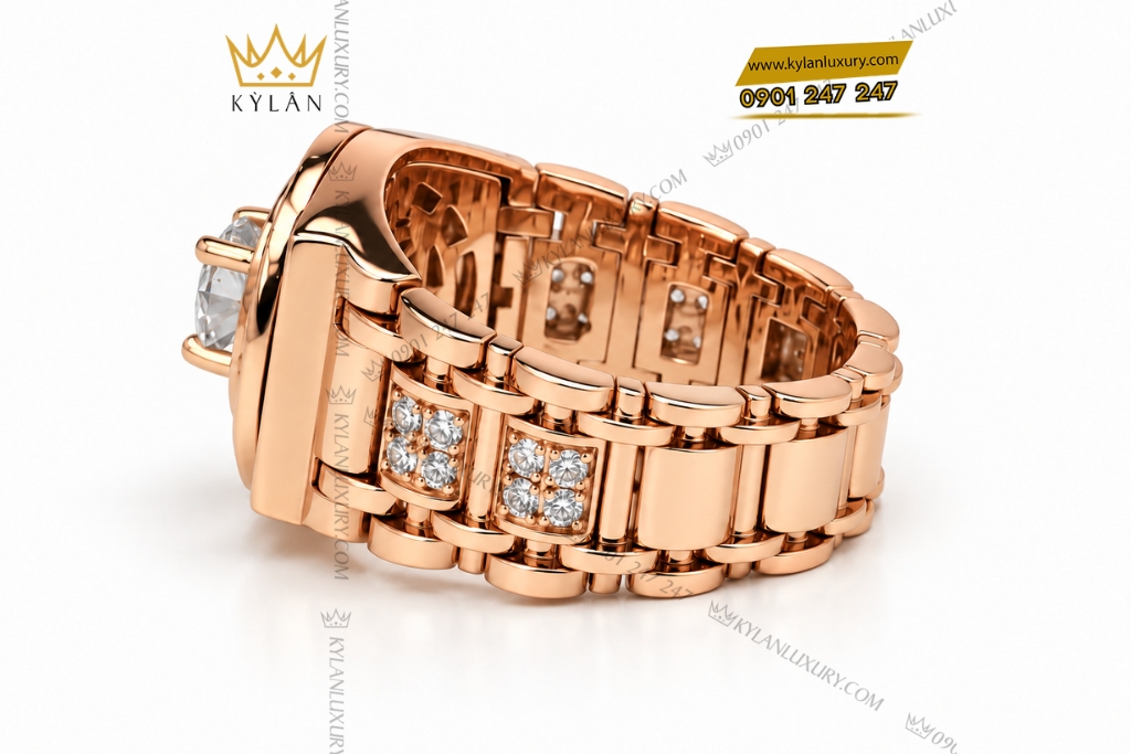 Kỳ Lân Luxury Nhan Ky Lan Signature vang hong Au750 dinh kim cuong chu 6ly3 5 1 Nhẫn Kỳ Lân Signature vàng hồng Au750 đính viên chủ 6ly3