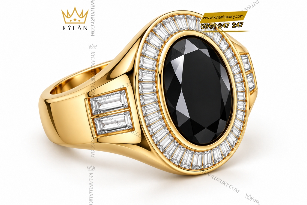 Kỳ Lân Luxury Nhan nam vang Au750 dinh sapphire den 6 Nhẫn nam vàng Au750 đính sapphire đen