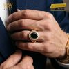 Nhẫn nam vàng Au750 đính sapphire đen