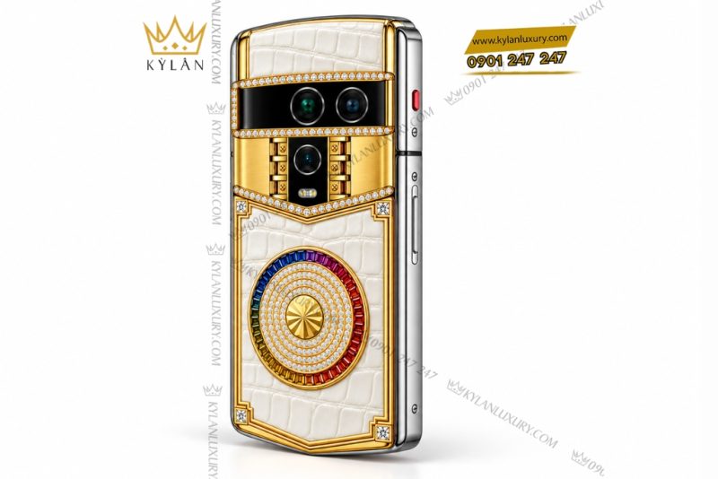 Vertu Agent Q custom vàng Au750 đính kim cương và đá quý