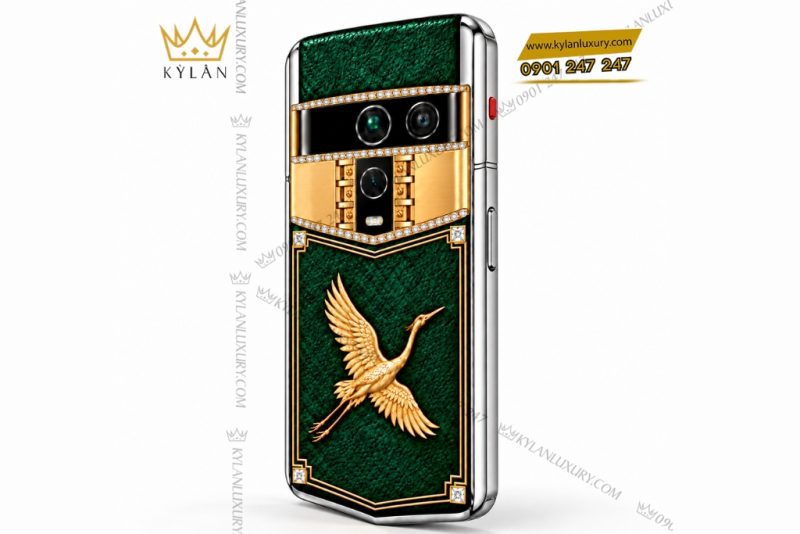 Vertu Agent Q custom vàng Au750 đính kim cương – Chim Hạc