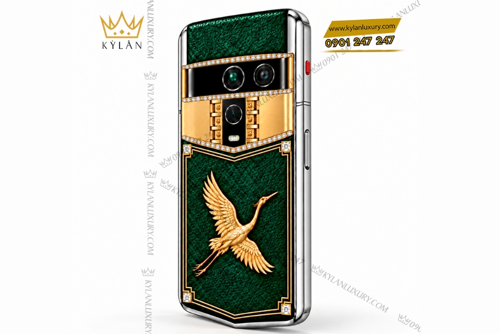 Vertu Agent Q custom vàng Au750 đính kim cương – Chim Hạc 2 Vertu Agent Q custom vàng Au750 đính kim cương – Chim Hạc
