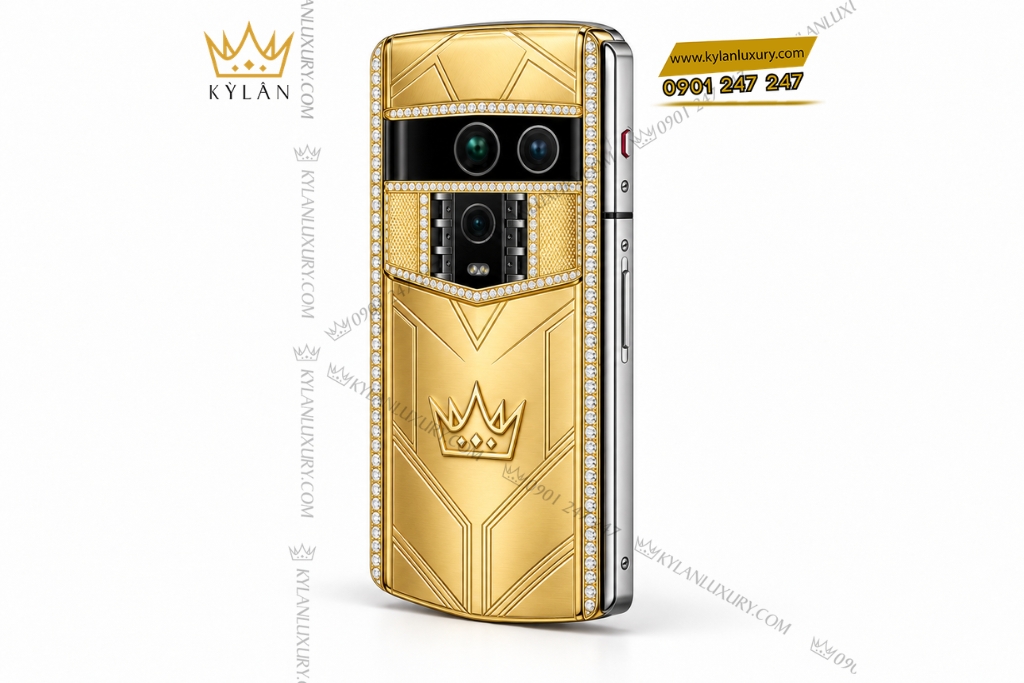 Vertu Agent Q custom vàng Au750 kim cương và logo Kỳ Lân