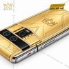 Vertu Agent Q custom vàng Au750 kim cương và logo Kỳ Lân
