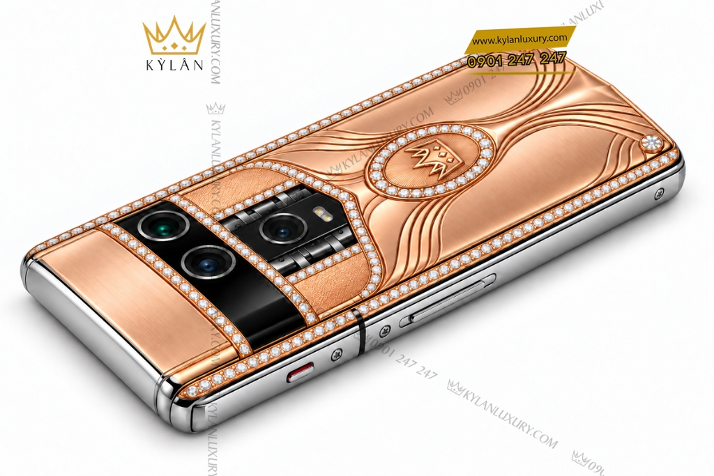 Vertu Agent Q custom vàng hồng Au750 kim cương họa tiết và logo Kỳ Lân