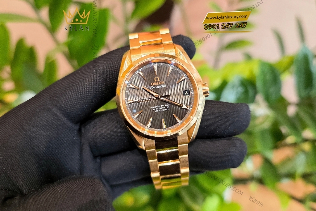 Kỳ Lân Luxury omega seamaster aqua terra vang hong mat so xam 7 Đồng hồ Omega Seamaster Aqua Terra vàng hồng mặt số xám 38.5mm