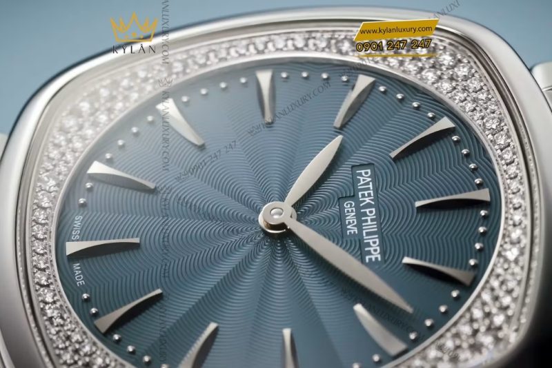 Đồng hồ Patek Philippe Gondolo mặt xanh xám kim cương 7043G-001