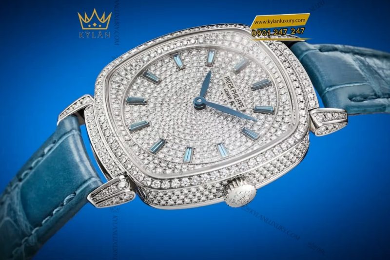 Đồng hồ Patek Philippe Gondolo kim cương và topaz xanh 7043/250G-001
